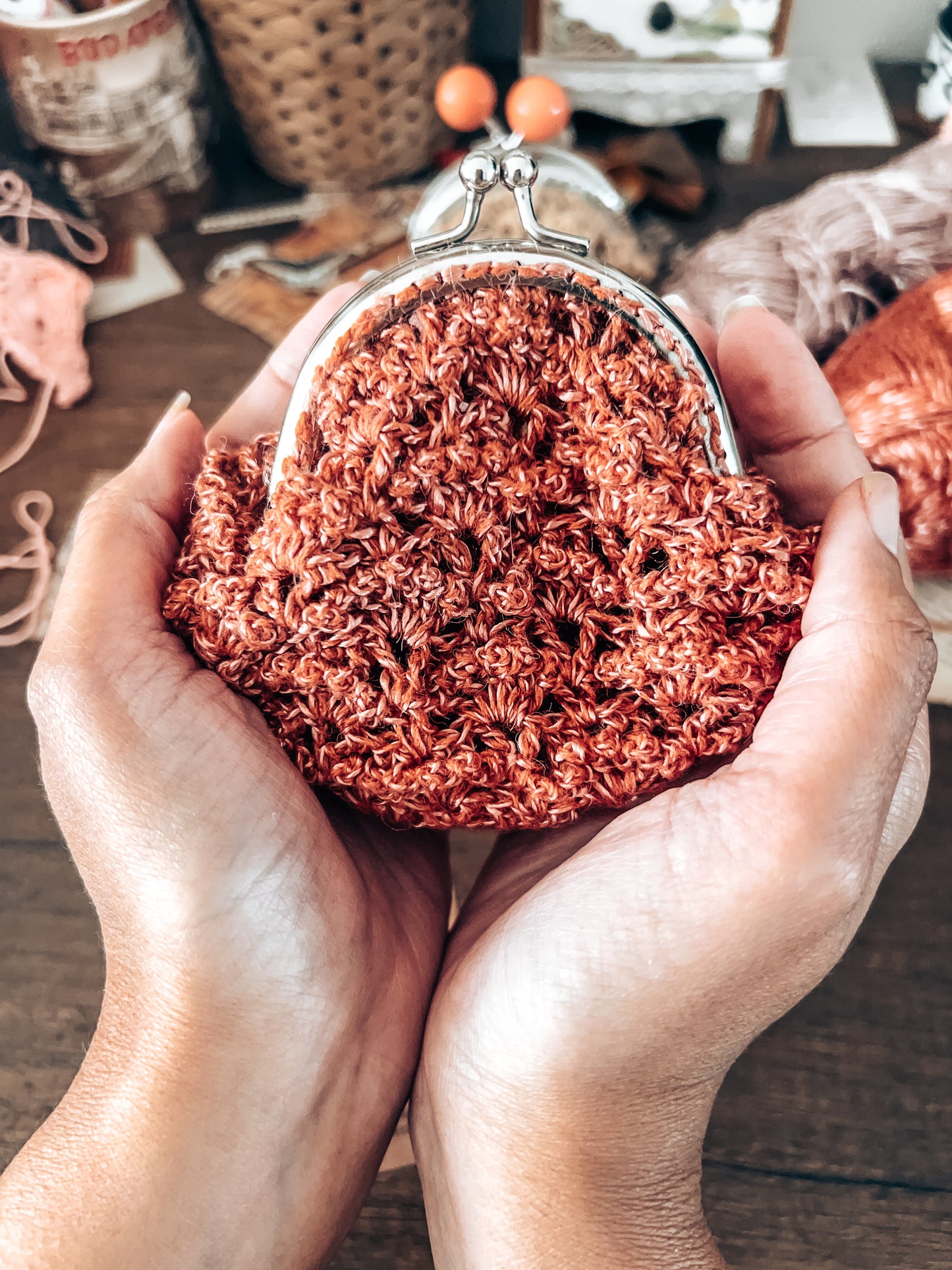 Vintage coin purse & clutch crochet pattern
