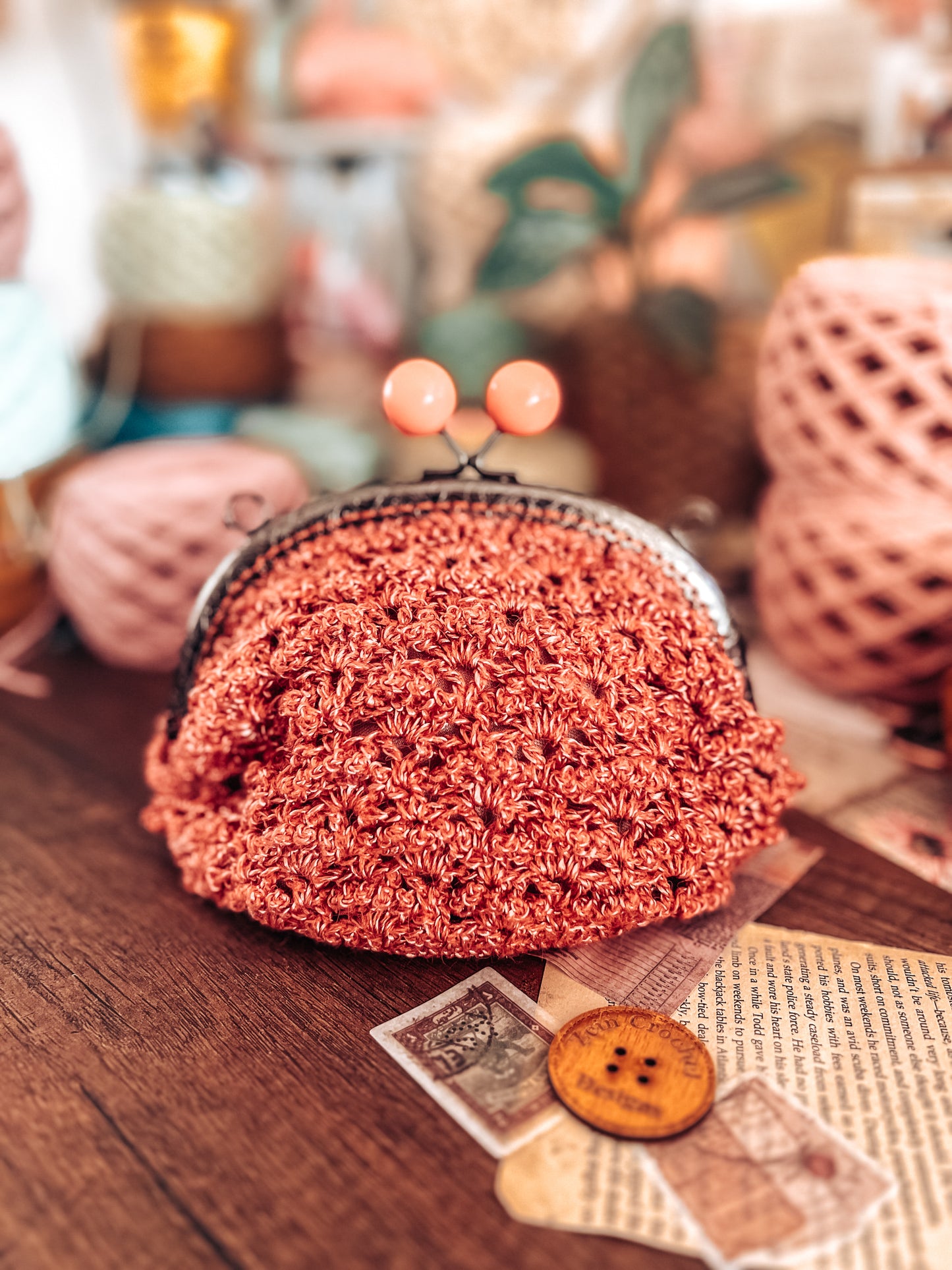Vintage coin purse & clutch crochet pattern