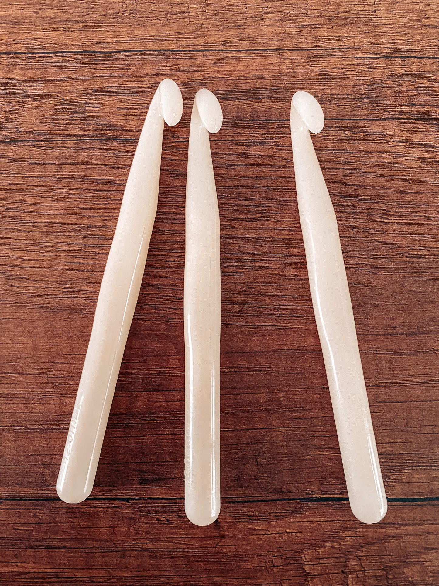 Fine ivory crochet hook