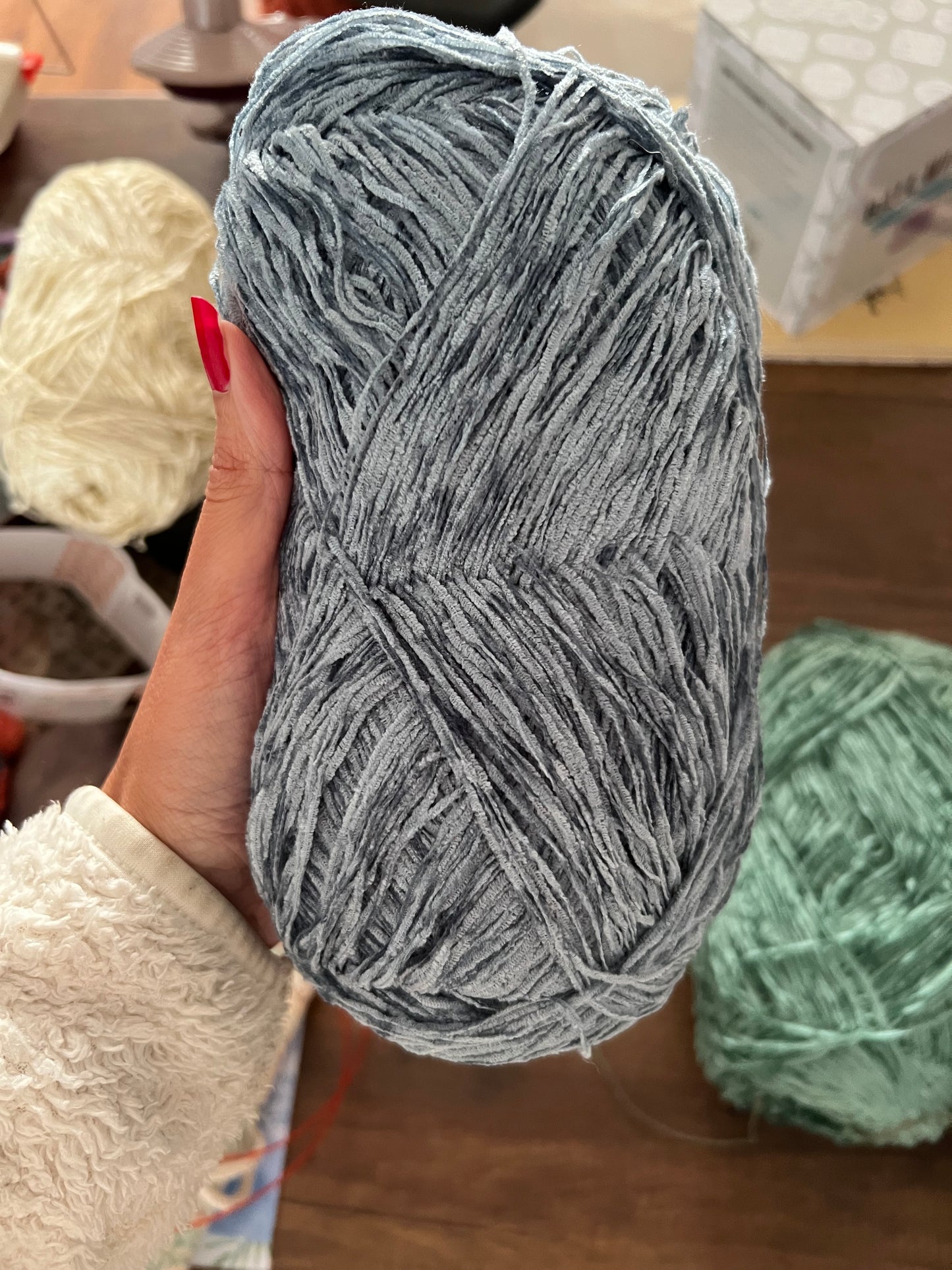 Velvet yarn