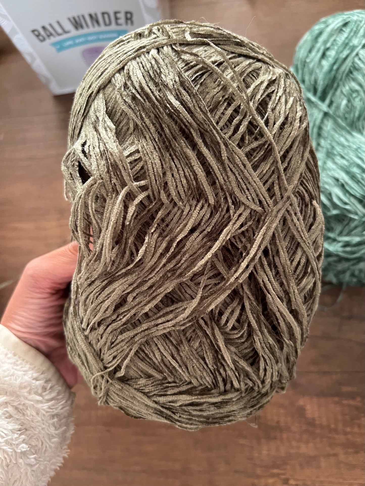 Velvet yarn