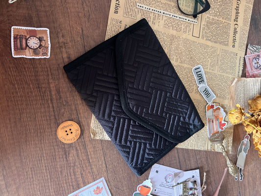 Crochet storage wallet