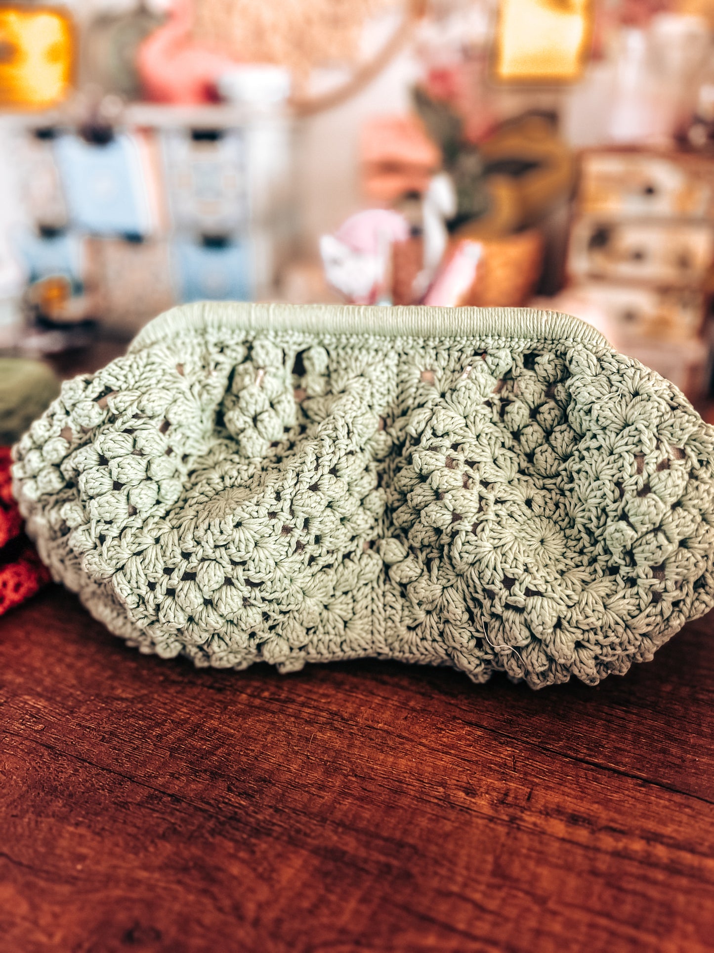 The Clutch Crochet pattern + Video tutorial