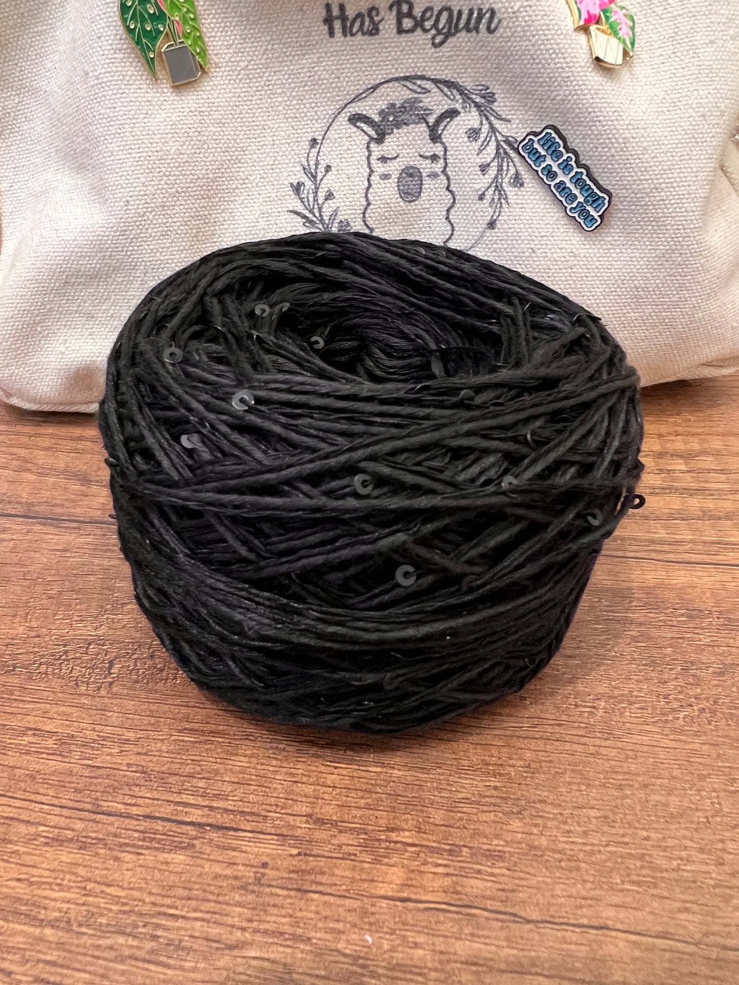 Cotton sequins yarn / خيط قطن ترتر