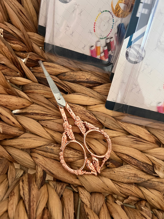 Scissors muse