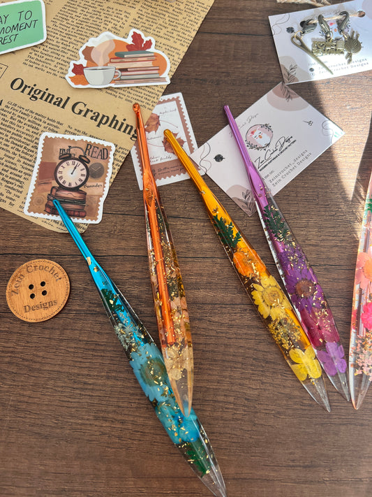 Floral Transparent Crochet Hook