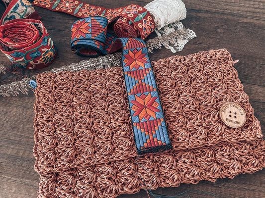 Summer vibes clutch crochet kit